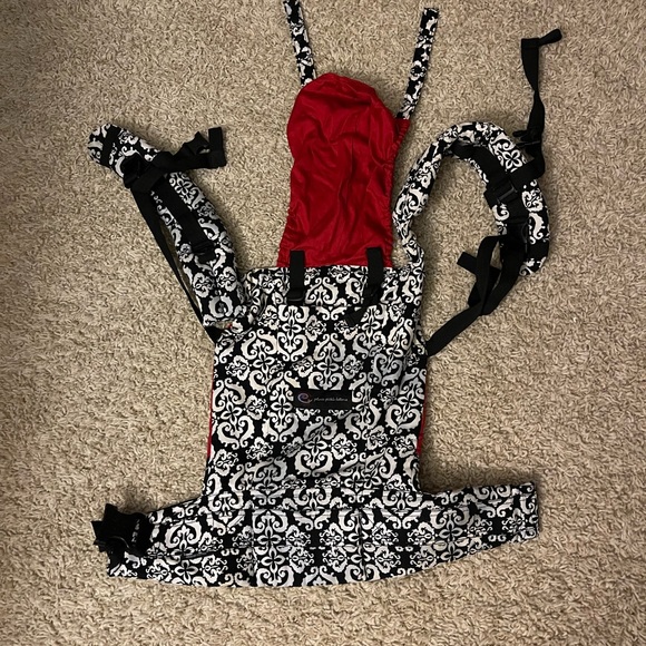 Meet your Posher, Nora - Picture 3 of 10